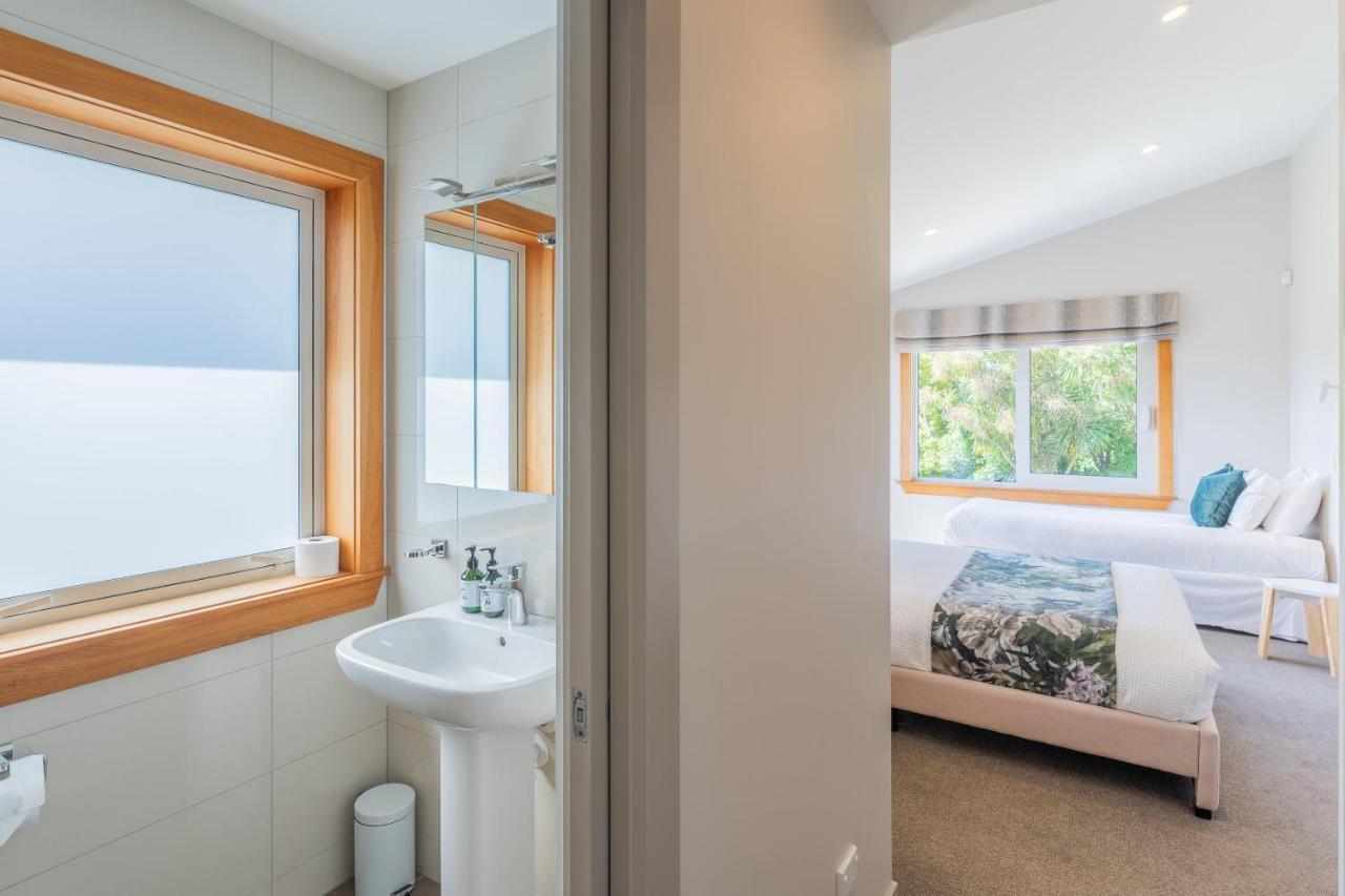 Otaki Anam Cara Gardens Luxury Villa Private Bedrooms And Ensuite Bathrooms Sleeps 9 מראה חיצוני תמונה