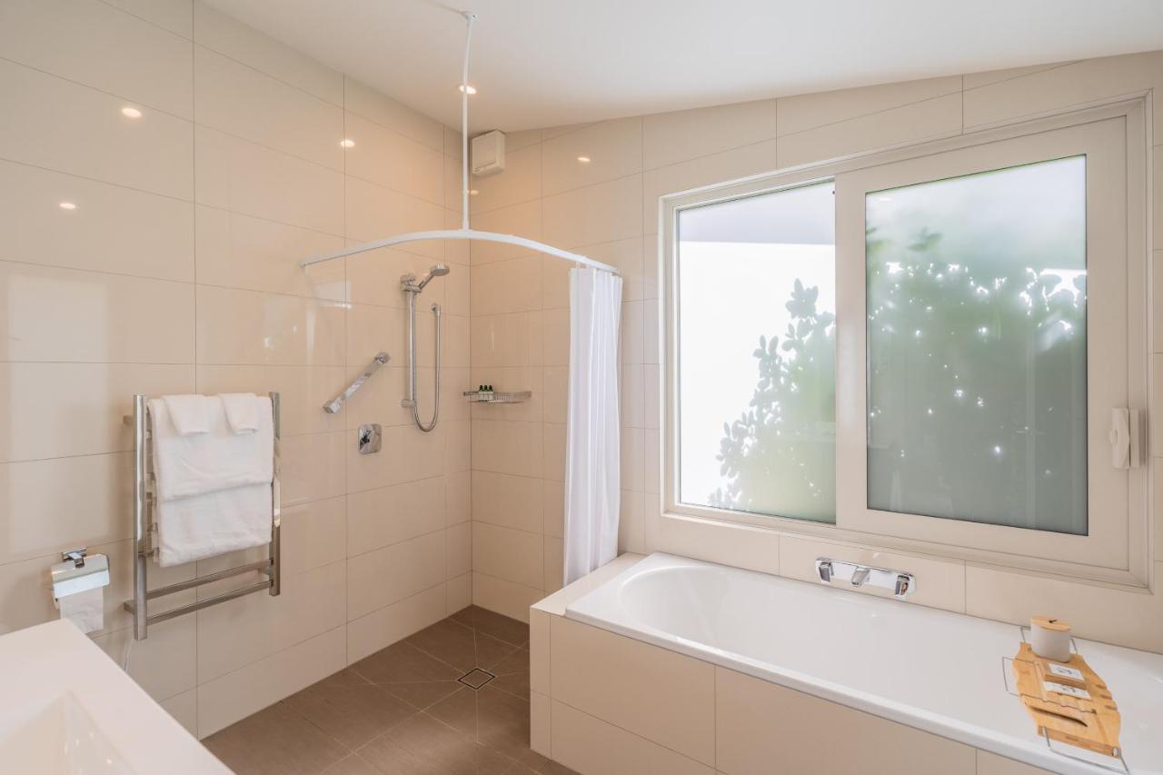Otaki Anam Cara Gardens Luxury Villa Private Bedrooms And Ensuite Bathrooms Sleeps 9 מראה חיצוני תמונה