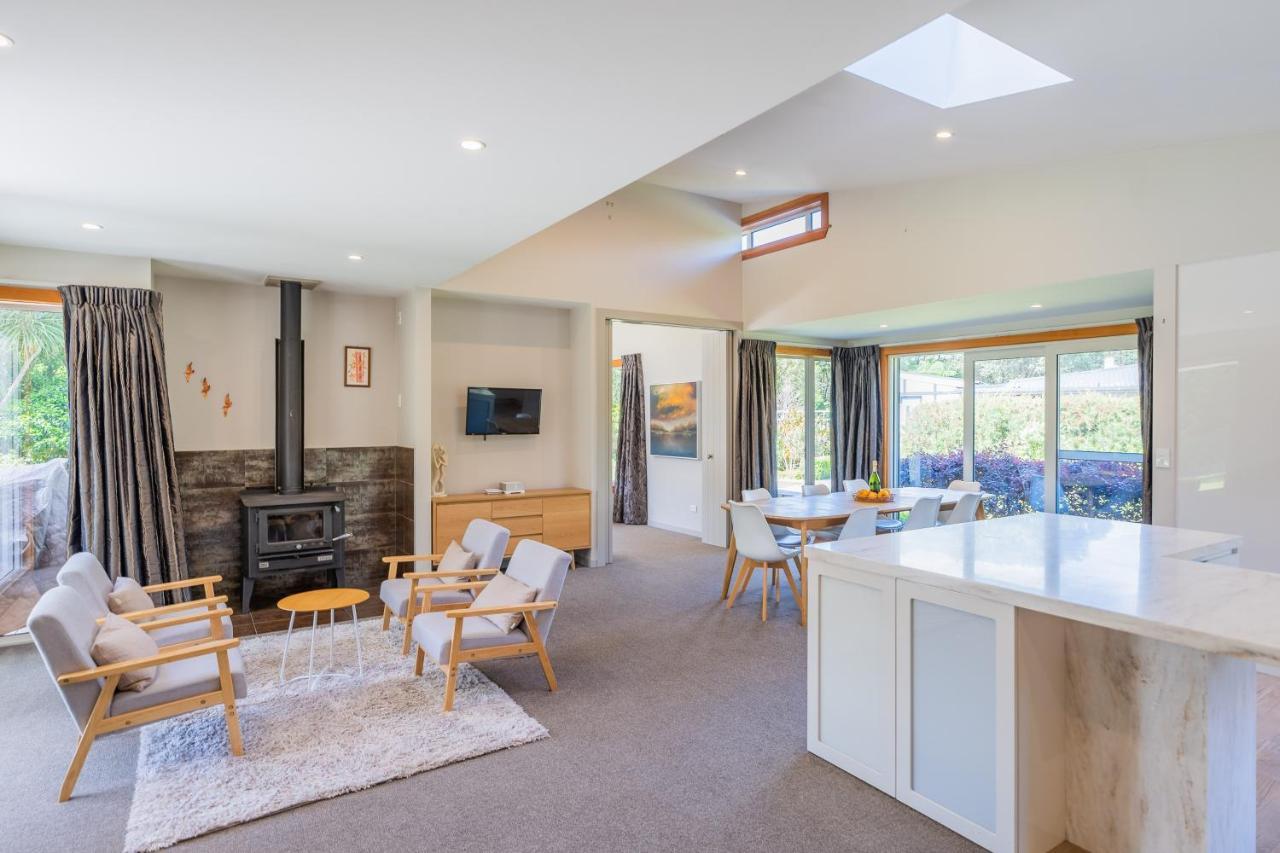Otaki Anam Cara Gardens Luxury Villa Private Bedrooms And Ensuite Bathrooms Sleeps 9 מראה חיצוני תמונה