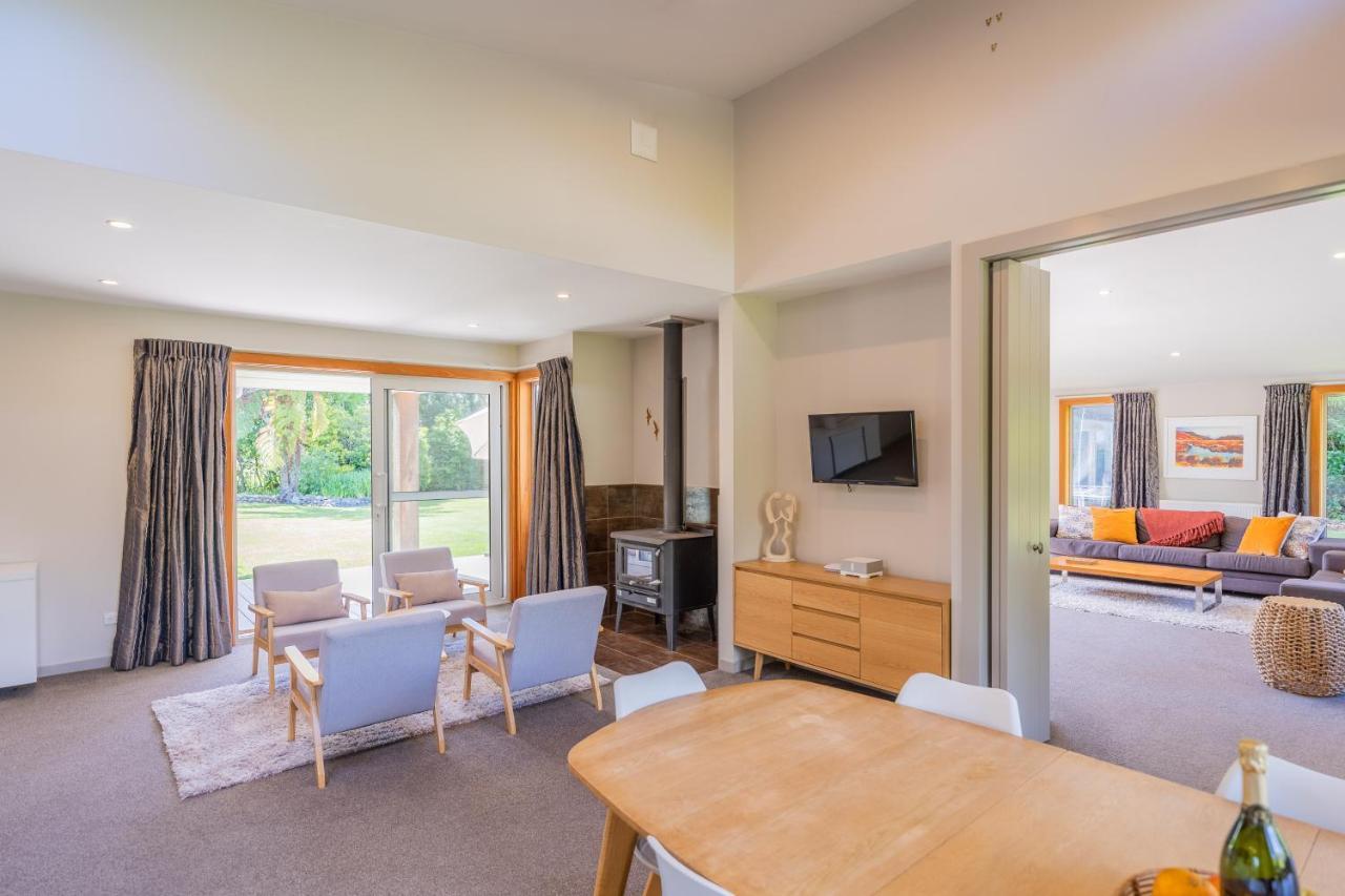 Otaki Anam Cara Gardens Luxury Villa Private Bedrooms And Ensuite Bathrooms Sleeps 9 מראה חיצוני תמונה