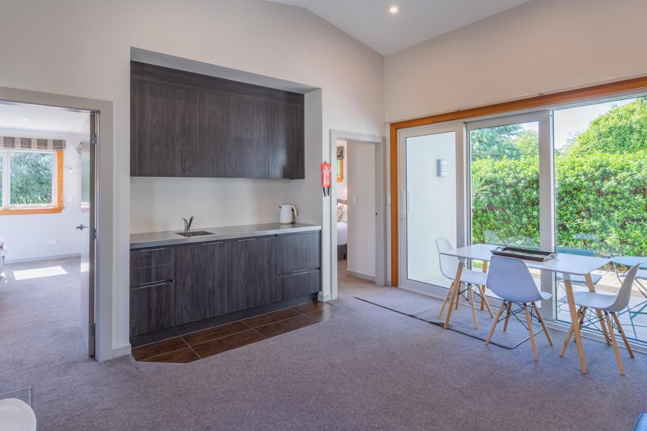 Otaki Anam Cara Gardens Luxury Villa Private Bedrooms And Ensuite Bathrooms Sleeps 9 מראה חיצוני תמונה
